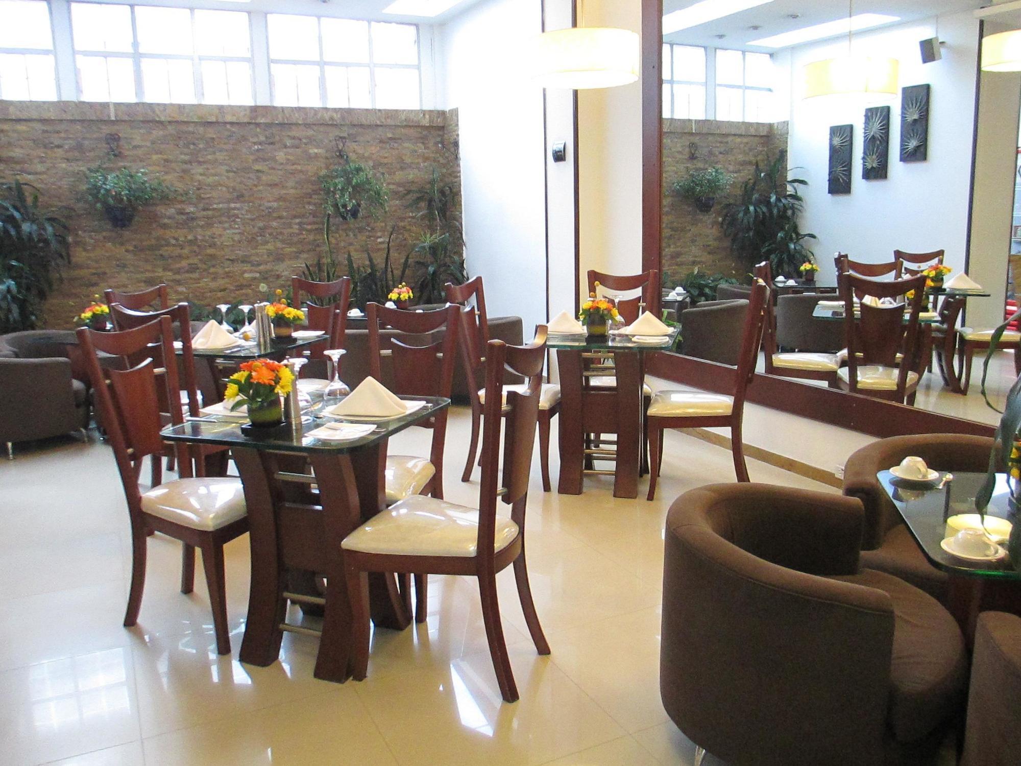 Hotel Platinum Suite Богота Экстерьер фото